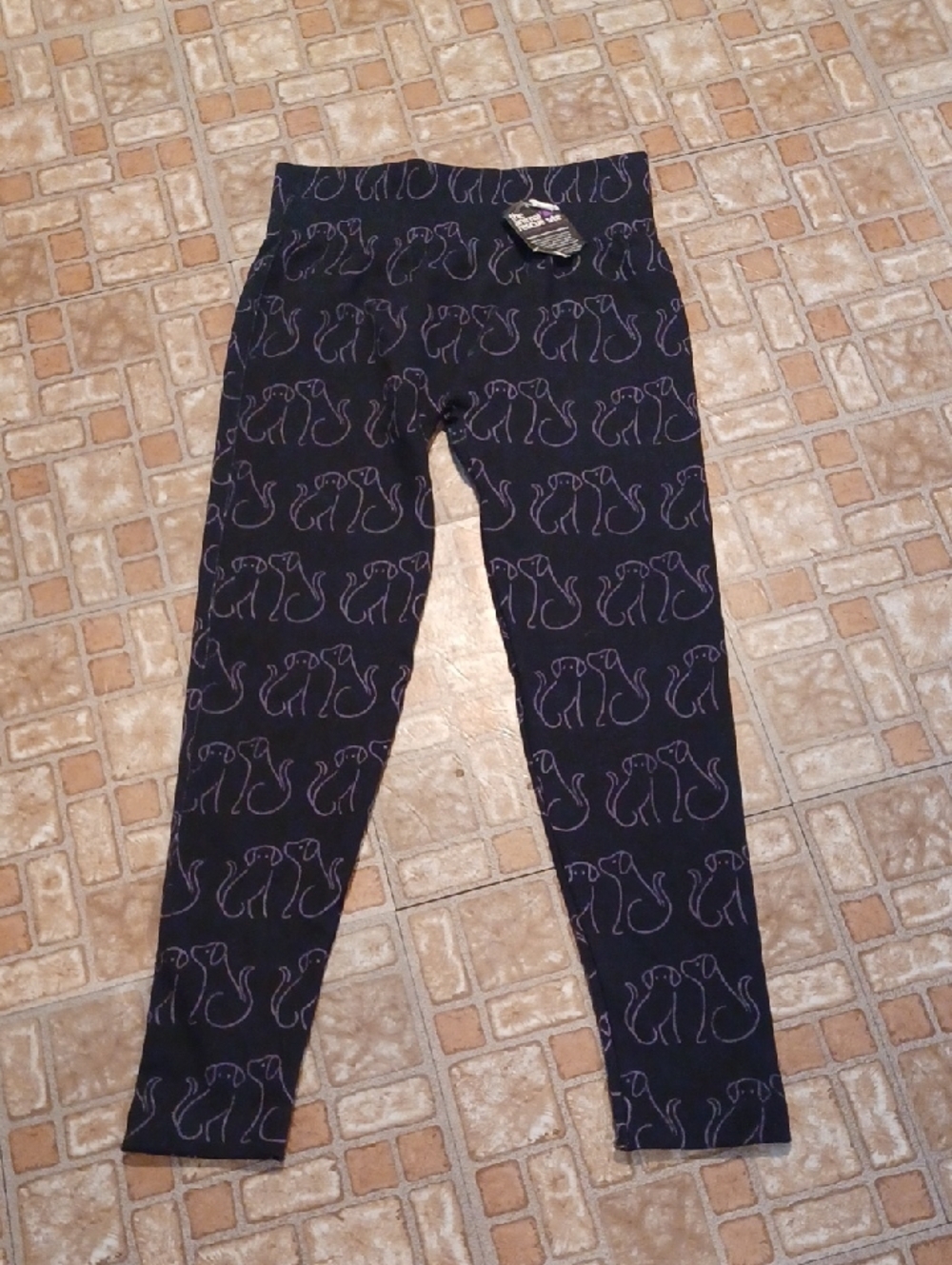 Black Leggings with Purple Cat Outline Print - Cute Everyday Leggings